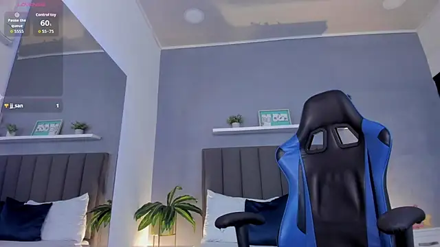 Snapshot of alessia_leroy chatting on 02/04/26, 07:42 alessia leroy online show from 02/04/26, 07:42