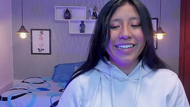 Nohemi louse online show from 02/25/25, 07:47