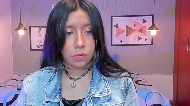 Nohemi louse online show from 03/15/25, 07:27