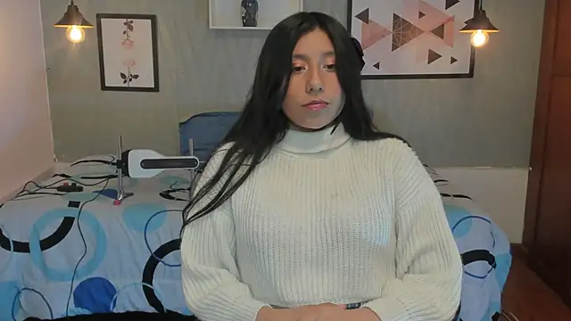 Nohemi louse online show from 03/17/25, 07:37