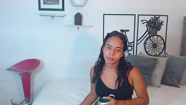 Roxy Stonee online show from 02/10/25, 07:17