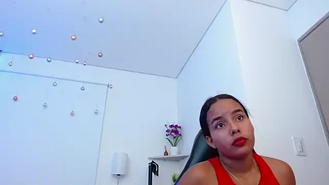 Roxy Stonee online show from 03/18/25, 08:04