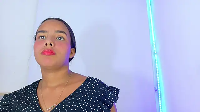 Roxy Stonee online show from 10/23/25, 07:23