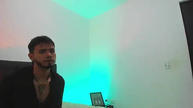 Niick01  online show from 03/12/25, 02:56