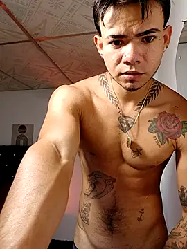 Niick01  online show from 12/04/25, 05:54