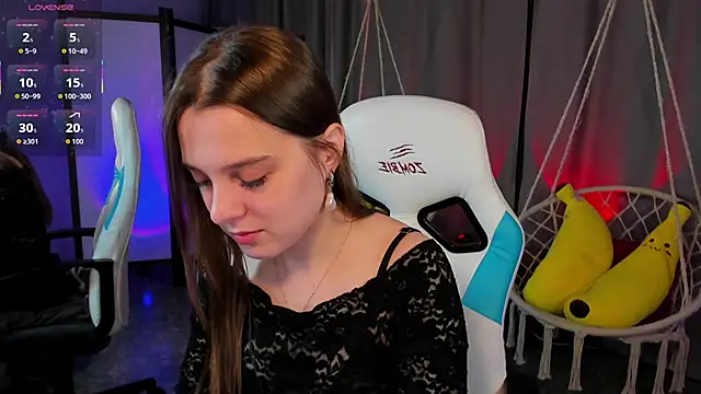 kaisajenner online show from 12/16/25, 08:36