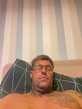 Jamesdeanmcqueen online show from 06/30/26, 12:33