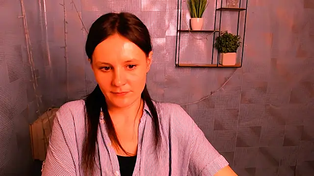 Snapshot of ValeriaHeart_ chatting on 01/31/25, 10:52 ValeriaHeart online show from 01/31/25, 10:52