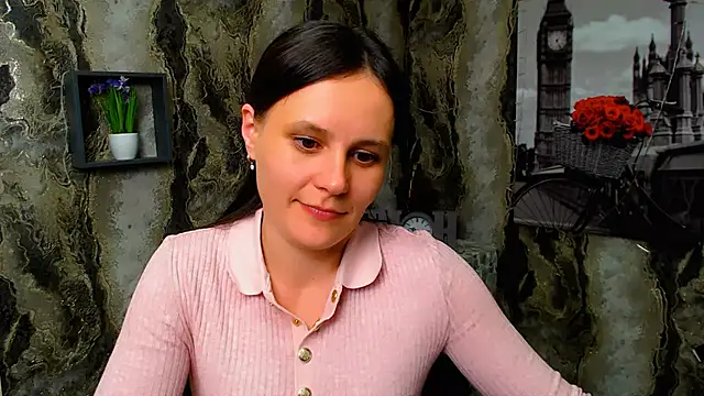 Snapshot of ValeriaHeart_ chatting on 03/03/25, 06:33 ValeriaHeart online show from 03/03/25, 06:33