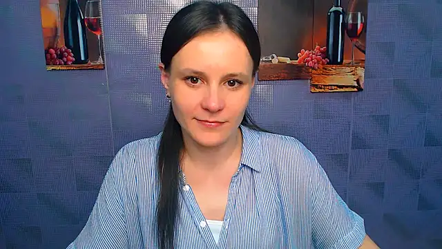 Snapshot of ValeriaHeart_ chatting on 03/07/25, 01:29 ValeriaHeart online show from 03/07/25, 01:29