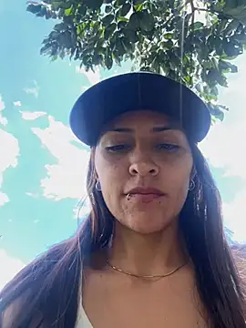 Sofiadelacruz online show from 04/21/26, 06:01