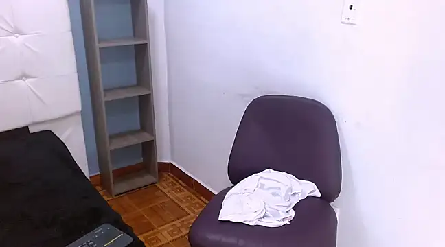 LihanJor 23 online show from 02/15/25, 08:11