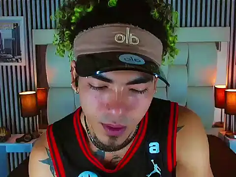 LihanJor 23 online show from 11/11/25, 01:00