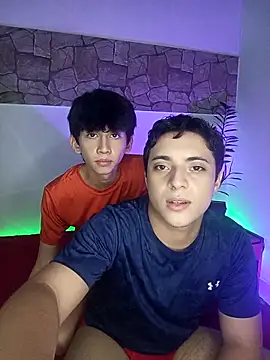 Snapshot of jacob_and_sam chatting on 02/28/25, 03:59 jacob and sam online show from 02/28/25, 03:59