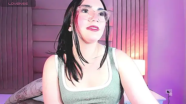 Snapshot of Dalis_Hills chatting on 04/20/26, 04:37 Dalis Hills online show from 04/20/26, 04:37