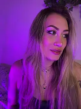 Snapshot of Lally_Valencia__ chatting on 03/10/25, 04:38 Lally Valencia   online show from 03/10/25, 04:38