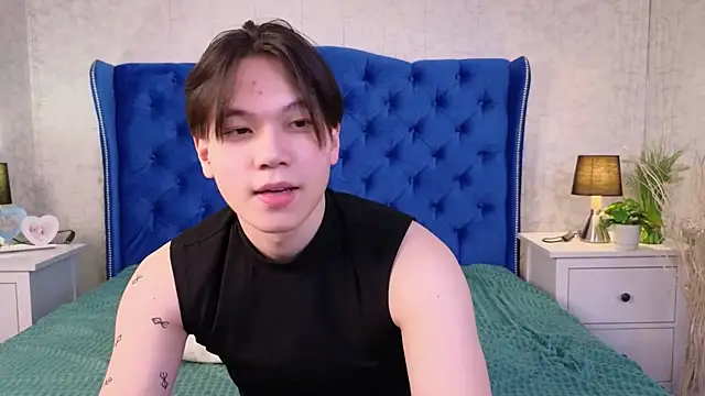 Snapshot of just_gay_ chatting on 03/06/25, 11:31 just gay online show from 03/06/25, 11:31