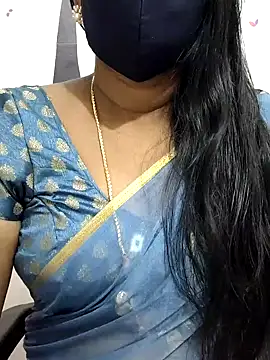 Snapshot of Tamil_Meera12 chatting on 09/18/25, 06:59 Tamil Meera12 online show from 09/18/25, 06:59