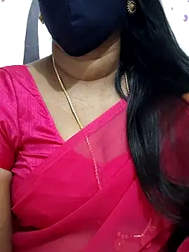 Snapshot of Tamil_Meera12 chatting on 09/19/25, 06:37 Tamil Meera12 online show from 09/19/25, 06:37