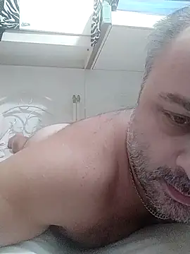 Snapshot of NAvoglia chatting on 09/16/25, 08:48 NAvoglia online show from 09/16/25, 08:48
