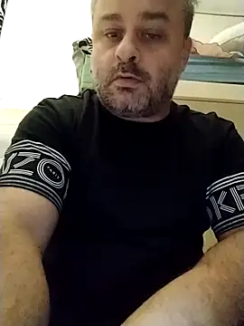 Snapshot of NAvoglia chatting on 10/02/25, 09:49 NAvoglia online show from 10/02/25, 09:49