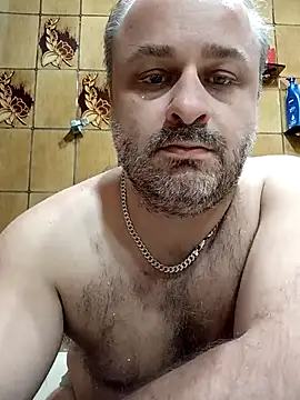 Snapshot of NAvoglia chatting on 05/09/26, 02:33 NAvoglia online show from 05/09/26, 02:33