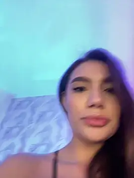 Alyssia Collins online show from 02/05/25, 01:11