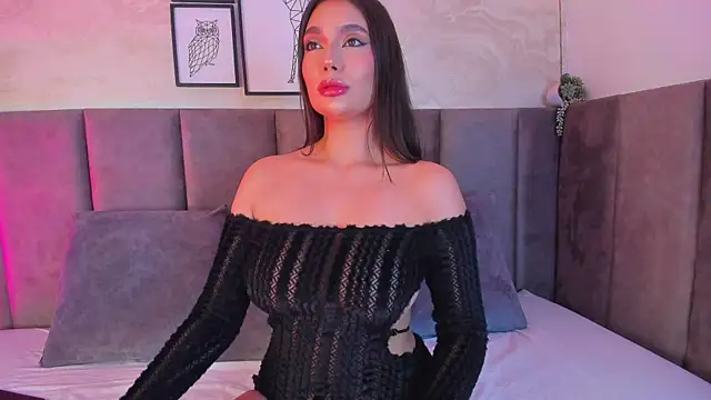 Snapshot of Alyssia_Collins chatting on 05/07/26, 10:42 Alyssia Collins online show from 05/07/26, 10:42
