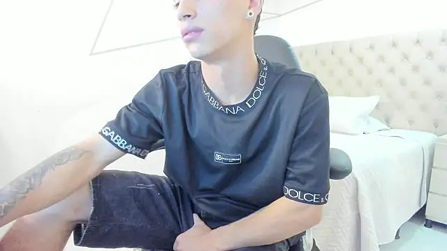 JhoanLeandro online show from 09/19/25, 04:47