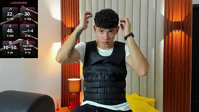 Snapshot of Justin_mack chatting on 10/30/25, 07:25 Justin mack online show from 10/30/25, 07:25