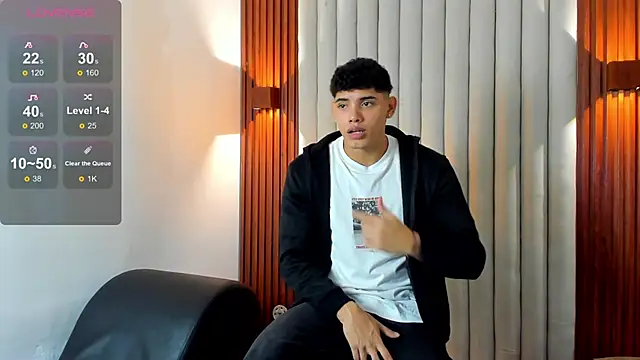 Snapshot of Justin_mack chatting on 11/21/25, 11:42 Justin mack online show from 11/21/25, 11:42