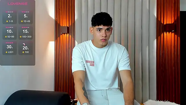 Snapshot of Justin_mack chatting on 11/28/25, 05:59 Justin mack online show from 11/28/25, 05:59