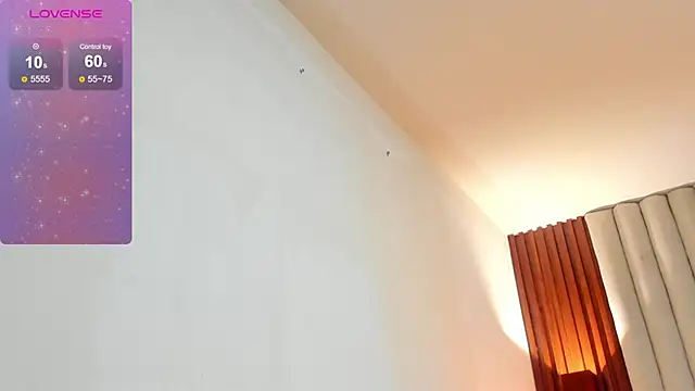 Snapshot of Justin_mack chatting on 12/18/25, 07:42 Justin mack online show from 12/18/25, 07:42