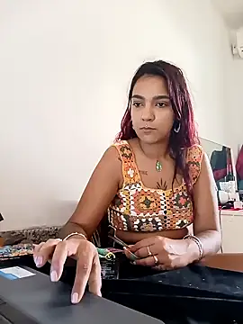 Snapshot of Pantaneirasexy chatting on 04/18/26, 02:54 Pantaneirasexy online show from 04/18/26, 02:54