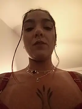 Snapshot of Pantaneirasexy chatting on 06/23/26, 02:31 Pantaneirasexy online show from 06/23/26, 02:31