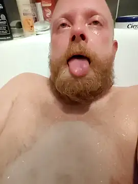 Snapshot of bouraktom6 chatting on 10/10/25, 10:09 bouraktom6 online show from 10/10/25, 10:09