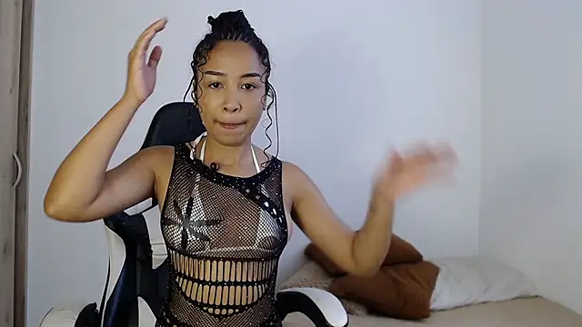 leahaltomm online show from 04/29/26, 01:37