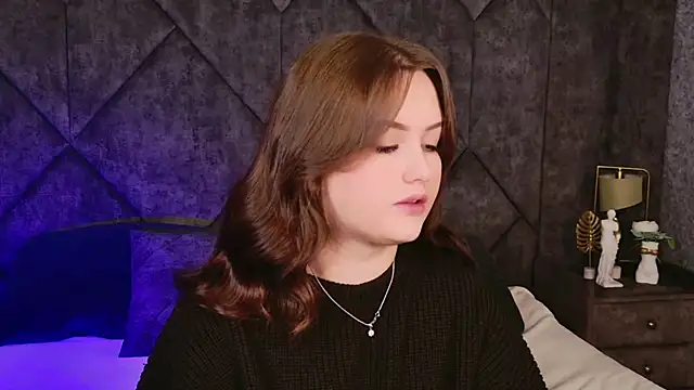 Kendra Parlow online show from 09/15/25, 08:20