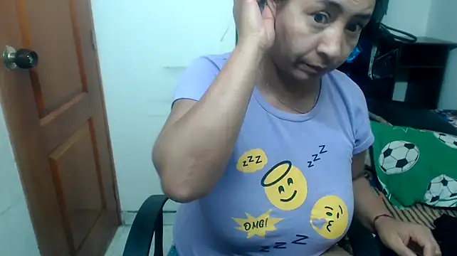 Snapshot of Siblleyx chatting on 02/07/25, 01:15 Siblleyx online show from 02/07/25, 01:15