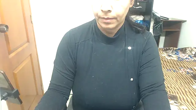 Snapshot of Siblleyx chatting on 02/14/25, 10:58 Siblleyx online show from 02/14/25, 10:58