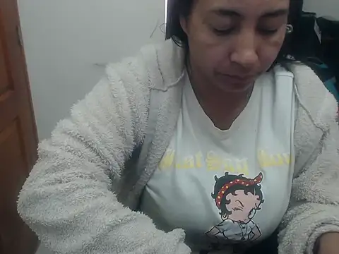 Snapshot of Siblleyx chatting on 03/13/25, 06:45 Siblleyx online show from 03/13/25, 06:45