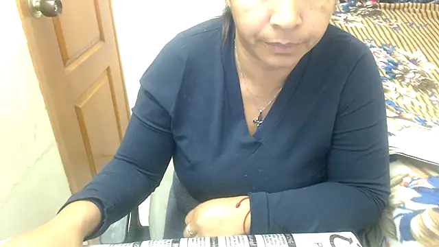 Snapshot of Siblleyx chatting on 09/26/25, 06:12 Siblleyx online show from 09/26/25, 06:12