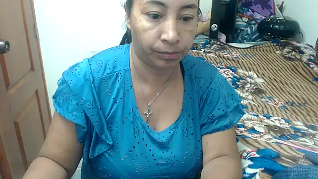 Snapshot of Siblleyx chatting on 09/27/25, 02:00 Siblleyx online show from 09/27/25, 02:00