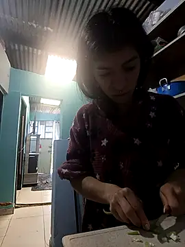 Ariell Kieran online show from 12/16/25, 08:03