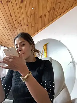 Andrea18 blonde online show from 03/17/25, 07:48