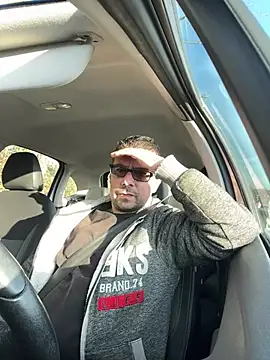 Snapshot of balkis30 chatting on 02/11/25, 03:29 balkis30 online show from 02/11/25, 03:29