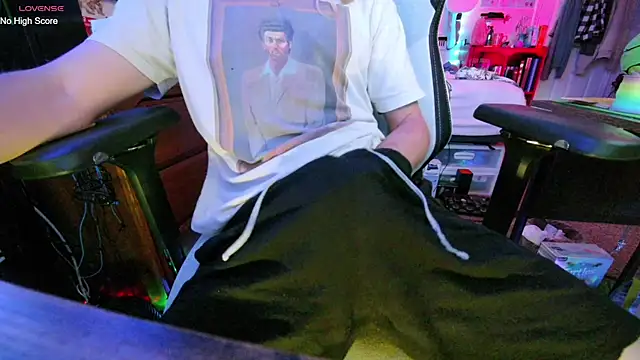 AaronSkeetman online show from 07/04/26, 12:00