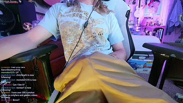 AaronSkeetman online show from 07/26/26, 04:53