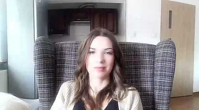 Snapshot of aurora_lust chatting on 03/04/25, 10:46 aurora lust online show from 03/04/25, 10:46