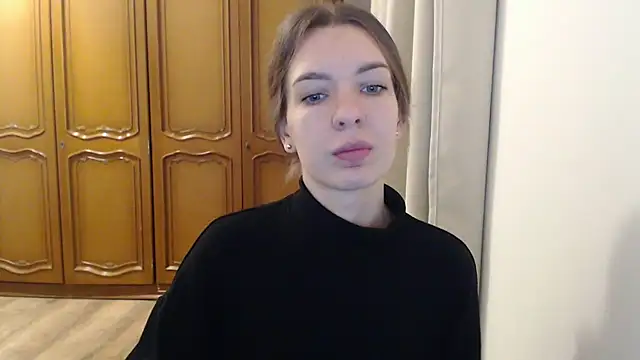 aurora lust online show from 11/24/25, 06:35